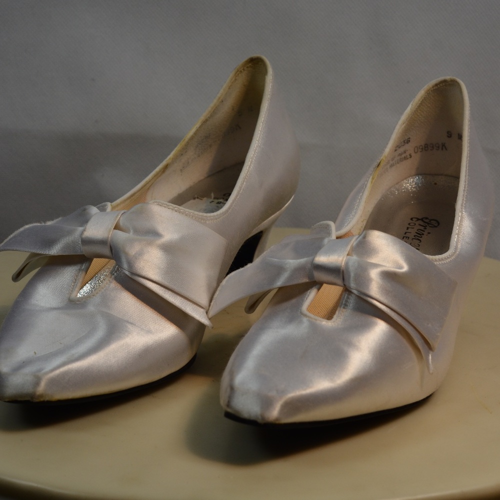 Vintage 80's Satin Shoes SZ 9